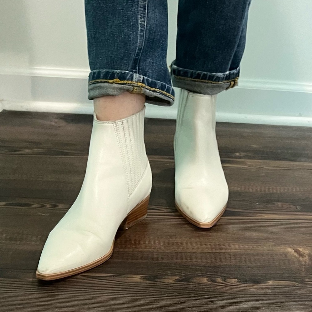 Marc Fisher off-white Genuine Leather Ankle Boots size 6.5 western southwestern - Picture 5 of 17